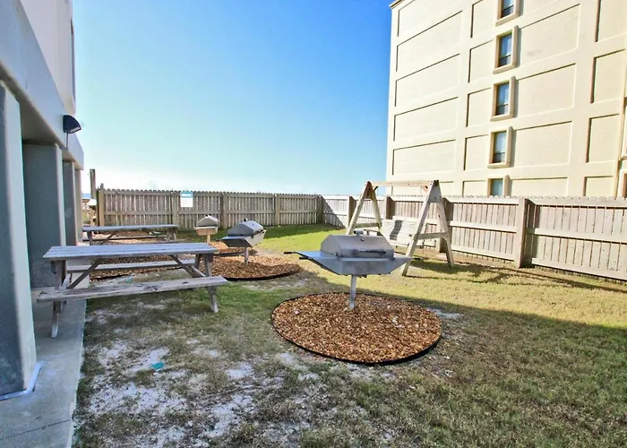 Island Sunrise 465 Apartment *